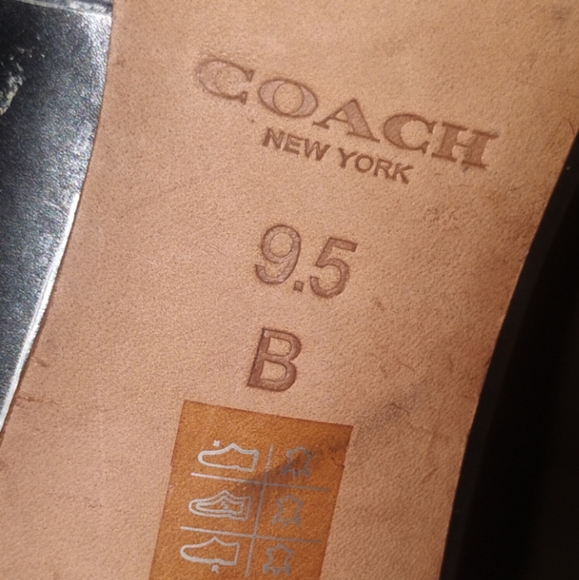 Coach Silver Metallic Shiny Classic Heels Nala Size 9.5 B - Picture 6 of 10